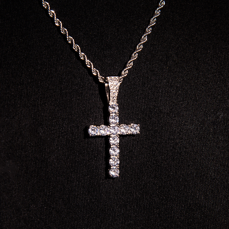Fashion Street Singapore - Luxuriöse exquisite Halskette mit Kreuz-Anhänger aus