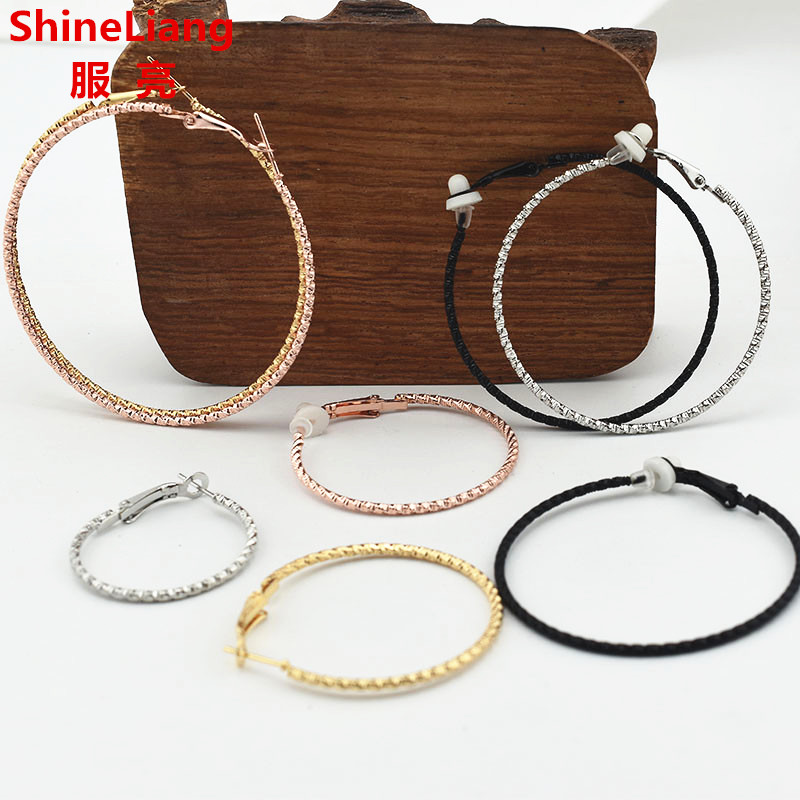 Street Fashion Earrings - Ohrclips für Damen, dünner Kreis, geprägtes