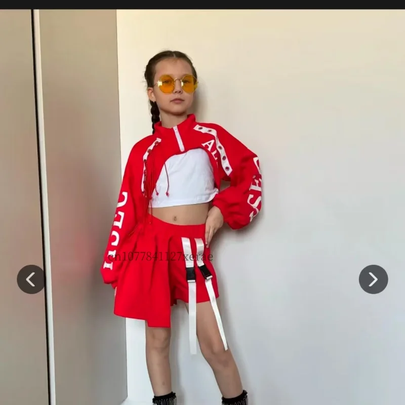 Hip-Hop- und Street-Dance-Kost – Street Fashion Model Bewertung und Preis