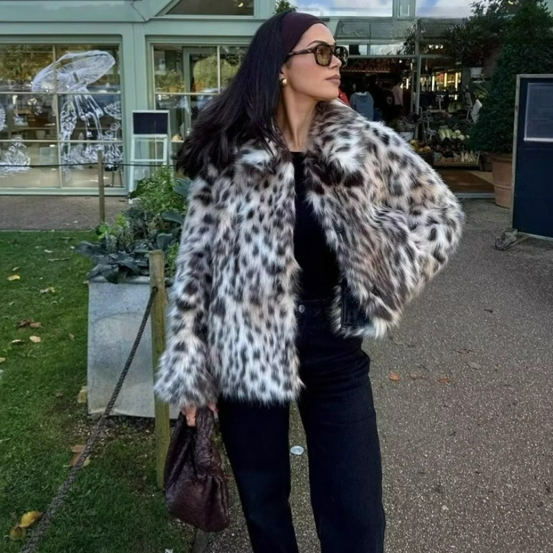 Europäische Modische Damenklei – Street Fashion Europe Bewertung und Preis