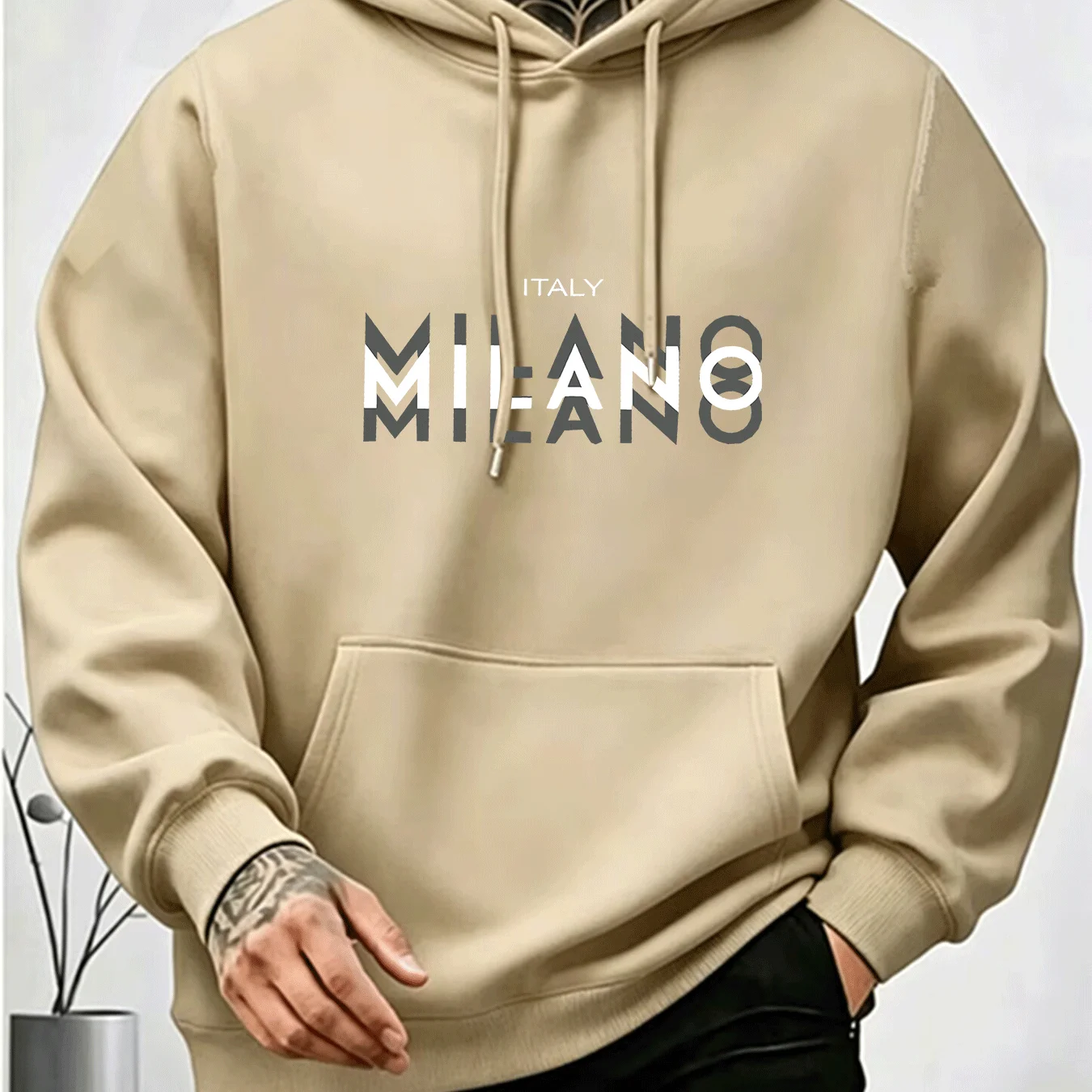 Herren-Hoodie mit MILANO-Schri – Street Fashion Milano Bewertung und Preis